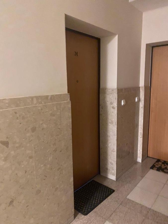 Komfortowy Apartament Na Florianskiej, Park Praski, Dw Wilenski,W Odleglosci Spaceru Od Starego Miasta, Milo Widziec Gosci Ze Zwierzetami Warsaw Exterior photo
